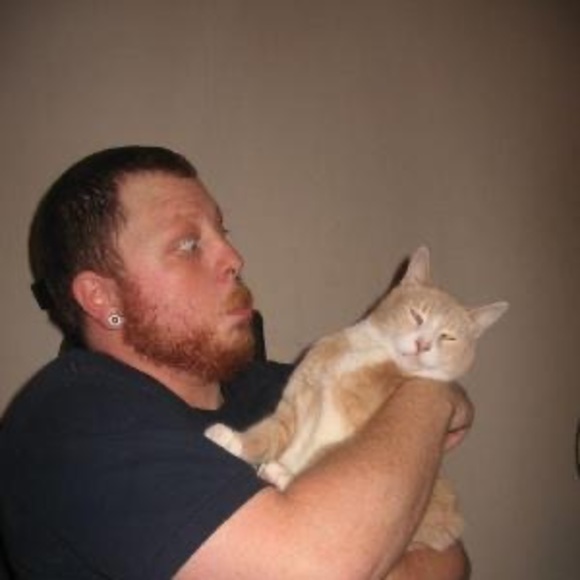 Meet your Posher, Francisco - Picture 1 of 1